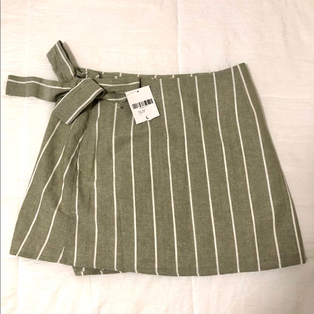 Forever 21 wrap skirt